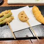 はるら - 串揚げ(アスパラ、蓮根、海老)