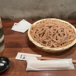 274235988 - 自家製粉粗挽きざるうどん大盛り