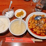 三九厨房 - 麻婆豆腐定食(700円)
