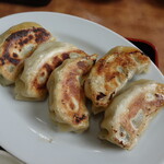 肉汁餃子のもりや - 餃子アップ