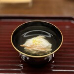 宮坂 - 煮物椀：京都からの松葉蟹