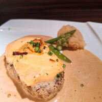 旬菜ステーキ処 らいむらいと - 【チーズハンバーグ】