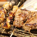 焼とん じん家 - ノドブエのコリコリとした食感、カシラのジューシーさがたまりません！