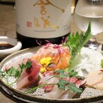 焼とん じん家 - お造り五種盛り