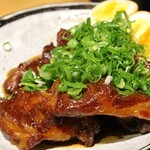 焼とん じん家 - 豚の角煮のトロけるような柔らかさ…ネギの風味とのバランスが絶妙。