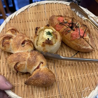 どんすけ 写真 : パン家のどん助 （パンヤノドンスケ） - 東新宿/パン