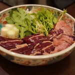 鷹匠鍋 あか羽 - 妖艶な鴨