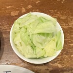 百日紅 - 特製煮干し辛つけ麺（麺半）＋キャベツ