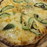 CUMIN - ナンピザ　アボカド