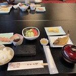 日の出館 - 