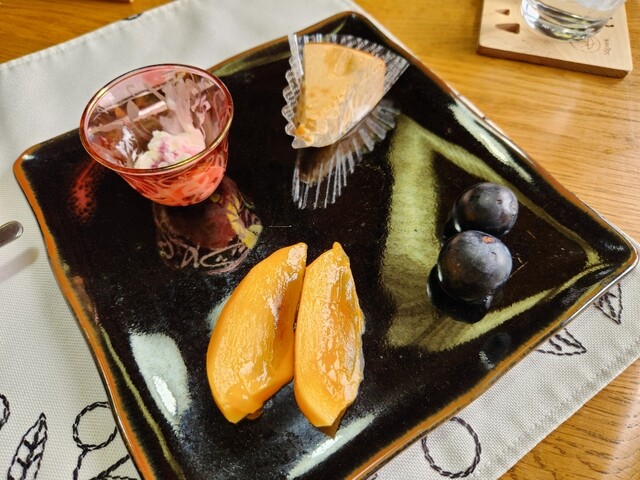 蔵王 山荷葉（サンカヨウ） - 蔵王町その他（レストラン）の写真