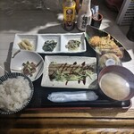 海鮮居酒屋 善進丸 - 定食全景