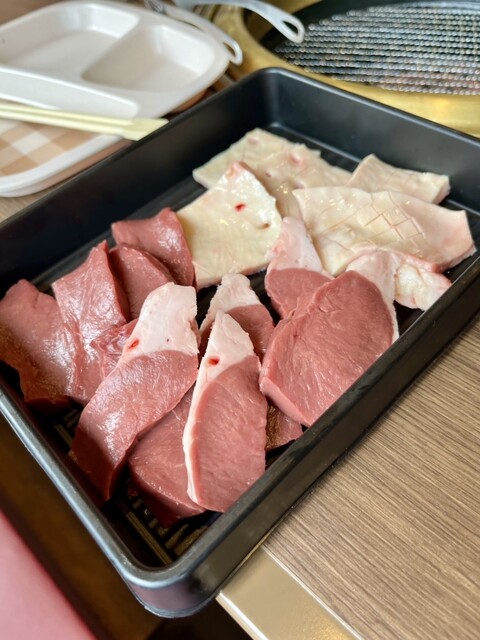 塩タン 下町ホルモン 十三 まるたけ - 十三/ホルモン | 食べログ