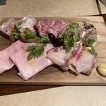 小石川 中勢以 - 