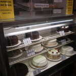 Diamond Head Market & Grill - 