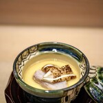 おかめ寿司 - 松茸茶碗蒸し（鮃昆布〆・白甘鯛昆布〆入り）