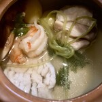 呑み喰い処 一久 - 【'24.11】土瓶蒸し中身