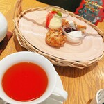 アフタヌーンティー ティールーム - 