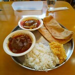 インディアン・レストラン　ロタ - 土曜日のバングラデシュカレーセット