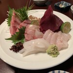 登良屋 - 刺身盛り合わせ　2人盛り