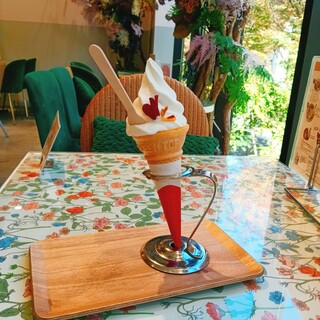 フラワーズ ベイク&アイスクリーム_1