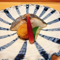 寿司割烹 魚紋 - 