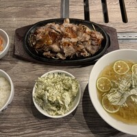 焼肉&手打ち冷麺 二郎 KANAYAMA - Ａ５焼肉定食　肉並盛り