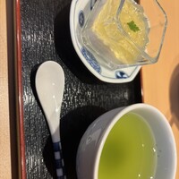 豆富料理と吟醸せいろ蒸し 八かく庵 大阪ステーションシティ店 - 