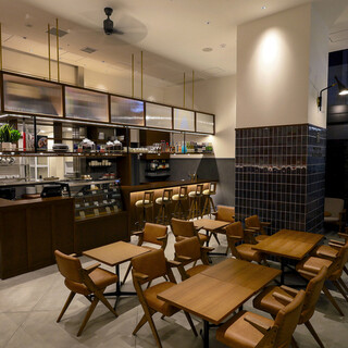 Cafe&Bar BACCANO_1
