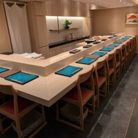 札幌 鮨 よこ田 - 内観（カウンター席）