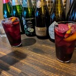 セブンストック - 自家製サングリア。リンゴやオレンジが入ってる。ちょっと甘くて美味しかった