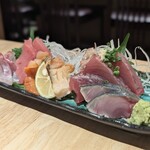 鮨 蒼井 - お刺身盛り合わせ（ハタ、マグロ中トロ、赤貝、つぶ貝、鰹、しめ鯖）