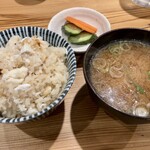 しんのすけ - 鯛めし、みそ汁、ぬかづけ