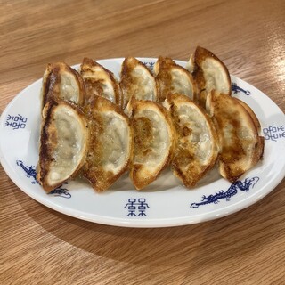 当店自慢の焼き餃子は絶品です！