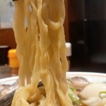 麺屋 真心 - ピロ麺リフトアップ