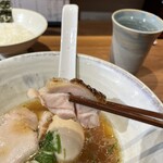 ジャパニーズ ラーメン 五感 - 鳥取県産大山鶏もも肉　　美味っ！！！！