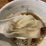 ジャパニーズ ラーメン 五感 - ワンタン②