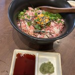 ホルモン家族 かつら - 牛めし