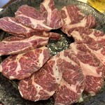 ホルモン家族 かつら - 