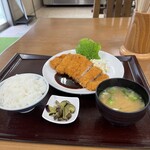 ウベ食堂 - 