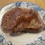 nacol - トリュフ風味のサラミとカンパーニュ