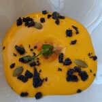 フィリップ・ミル 東京 - バターナッツ南瓜の温かいムース