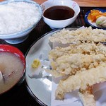 あみ富 - ギンポ天定食　1080円　（＾＾ｂ　春先限定のような感じかもしれませんが、このお店ならでわのご馳走です（＾ω＾）