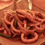 モンスーンカフェ - イカのチリバジル炒め