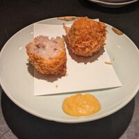 並木橋なかむら - メンチカツ ... 玉ねぎが大きめな細切れ