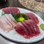 魚康 - マグロ1000円