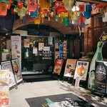 新大久保韓国横丁 チキン屋 - 