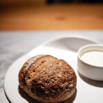 Metis - イタリア産古代小麦と米麹の酵母の自家製パン