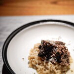 Metis - イタリア産カルナローリ米  北海道白様町酒井牧場産仔羊燻製  ペコリーノ・トスカーノ