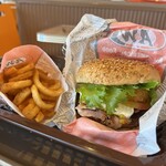 A&W 牧港店 - 